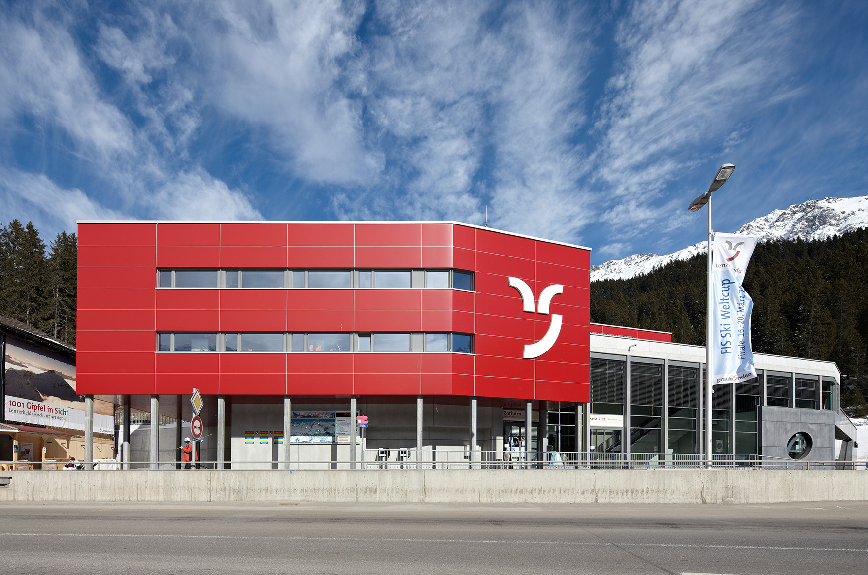 Talstation Eingang frontal