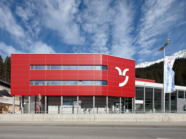 Talstation Eingang frontal