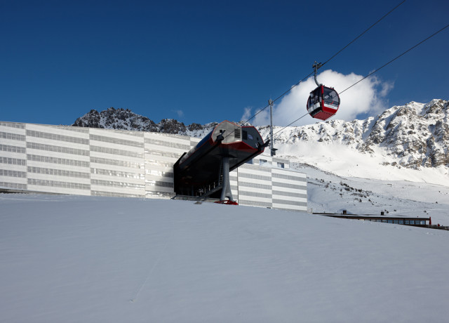 Bergstation frontal