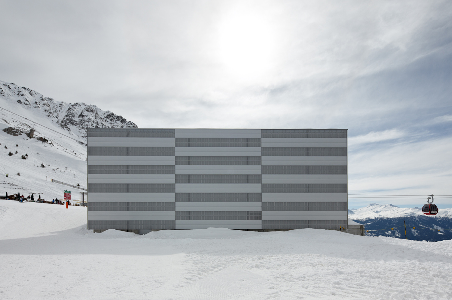 Bergstation seitlich