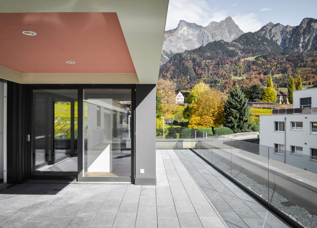 MFH Loretscher Balkon mit Aussicht