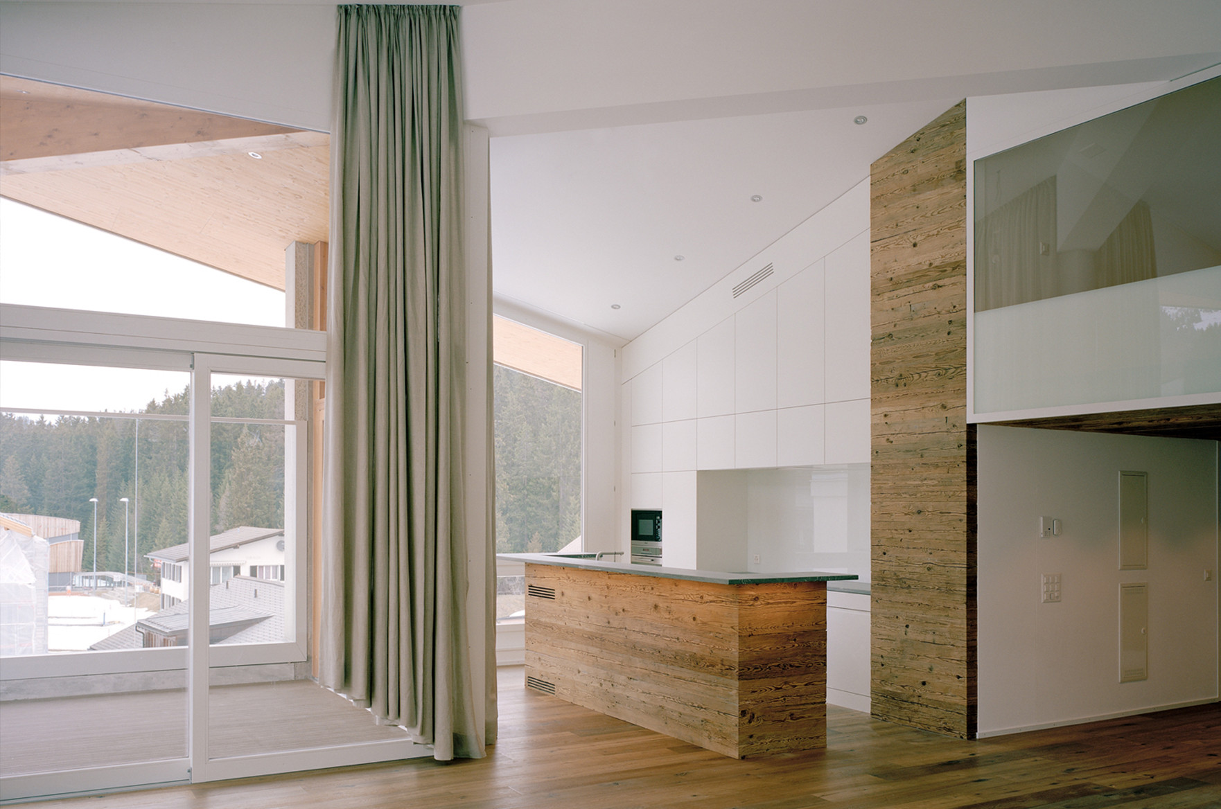 Parvenda innen Küche