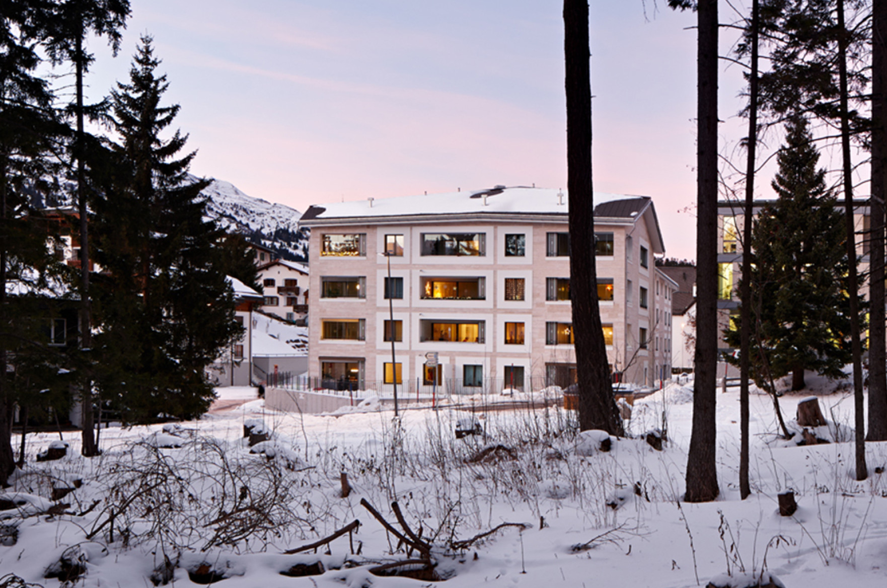 Plam dil Roisch Gebäuse aussen