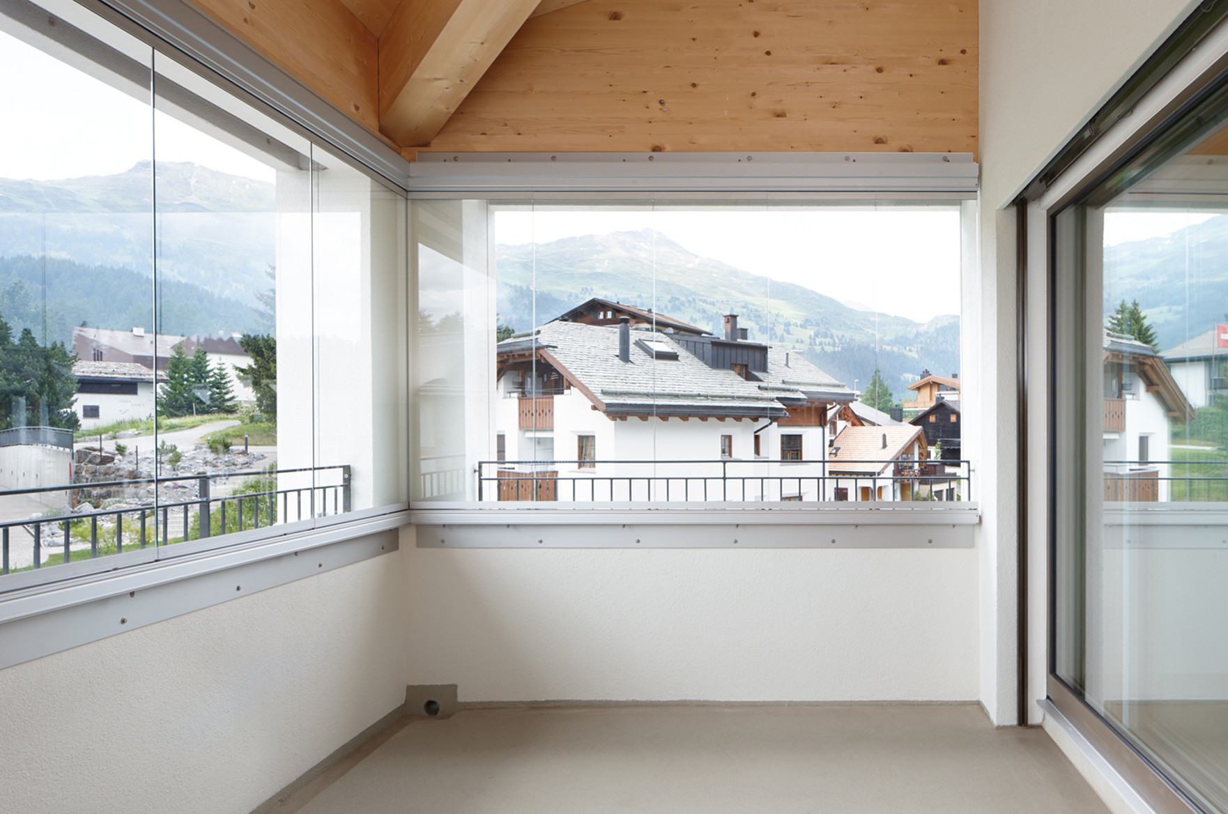 Plam dil Roisch Balkon mit Aussicht