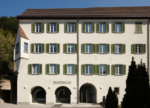 Priesterseminar Eingang