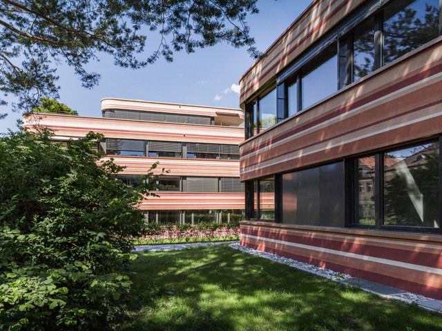 Sunnapark aussen Gartenansicht