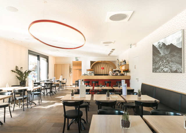 Senda Café innen