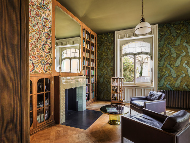 Villa Elkana innen Bibliothek