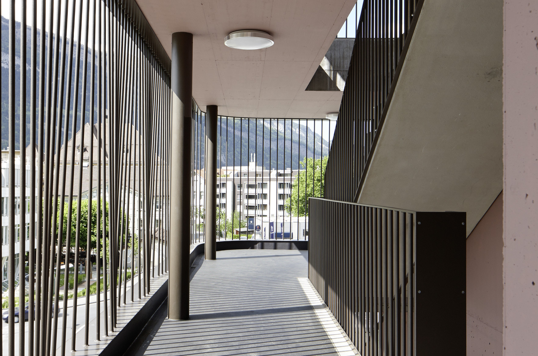 Wohn- und Geschäftshaus Treppenhaus